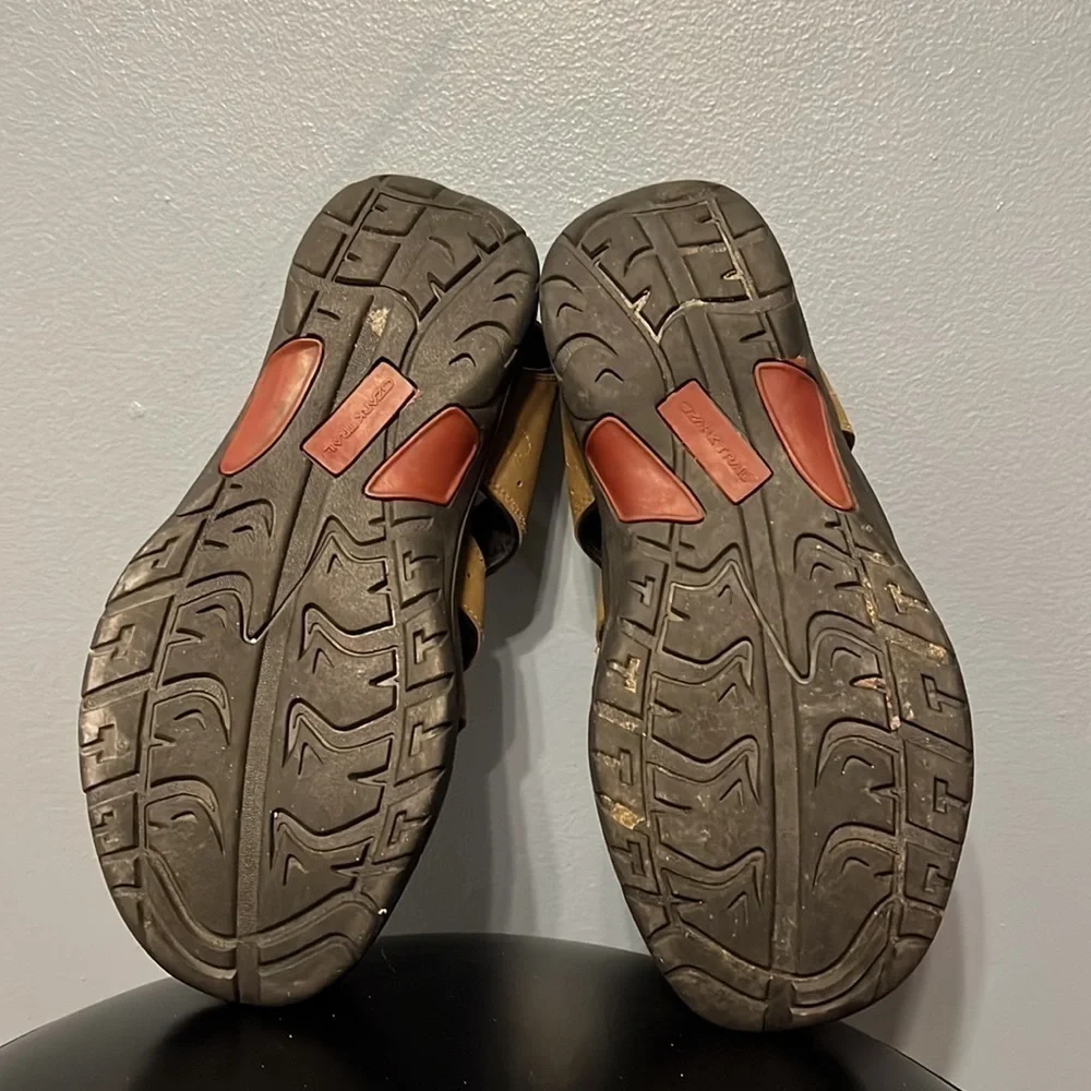 Ozark Trail Closed Toe, Open Sides Sandals Color is Tan, Mens size 9